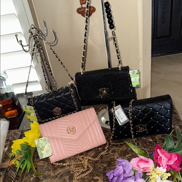 All NWT 4 bag BADGLEY MISCHKA BAG Elegant Black and Pink Quilted Chain Bags - Picture 1 of 9